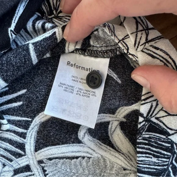 Reformation tropical goth button down, XL, VGUC - Picture 6 of 7